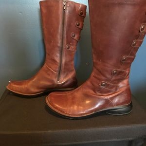 Merrell Tetra Launch Cherry Brown  boots size 8